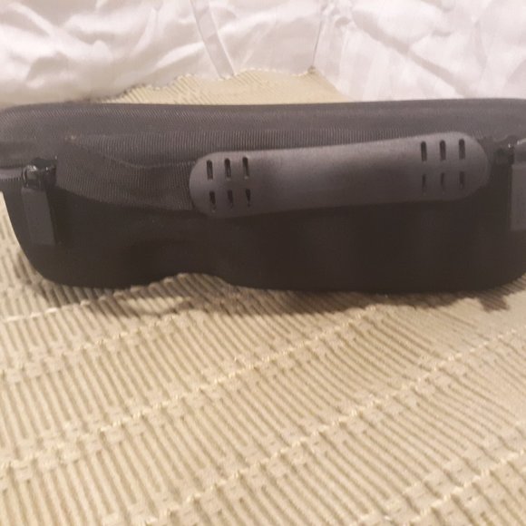 (( Listing # 76 )) co2CREA Hard shell Travel Case - Picture 14 of 16